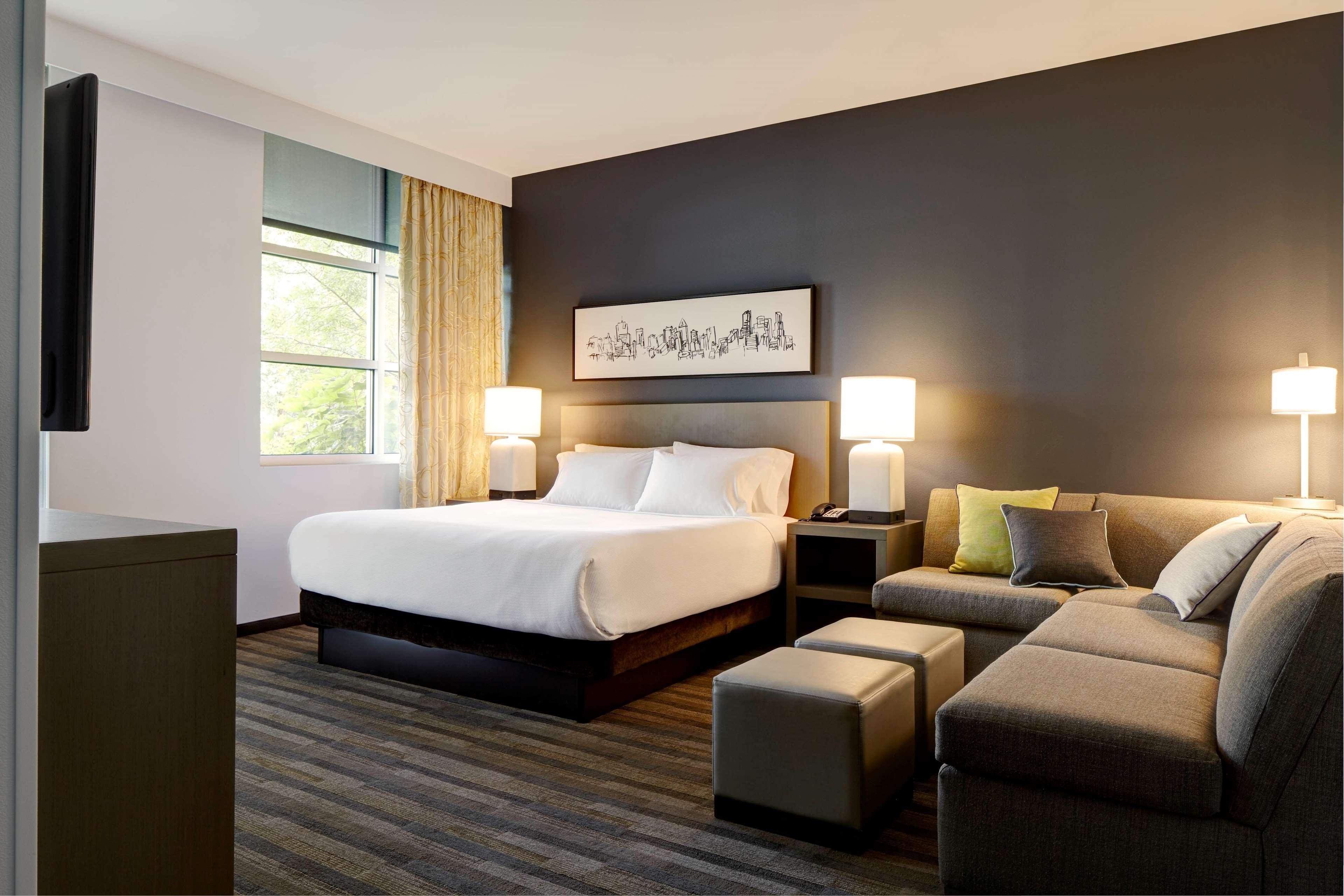 Hyatt House Seattle/Redmond Hotel Exterior photo