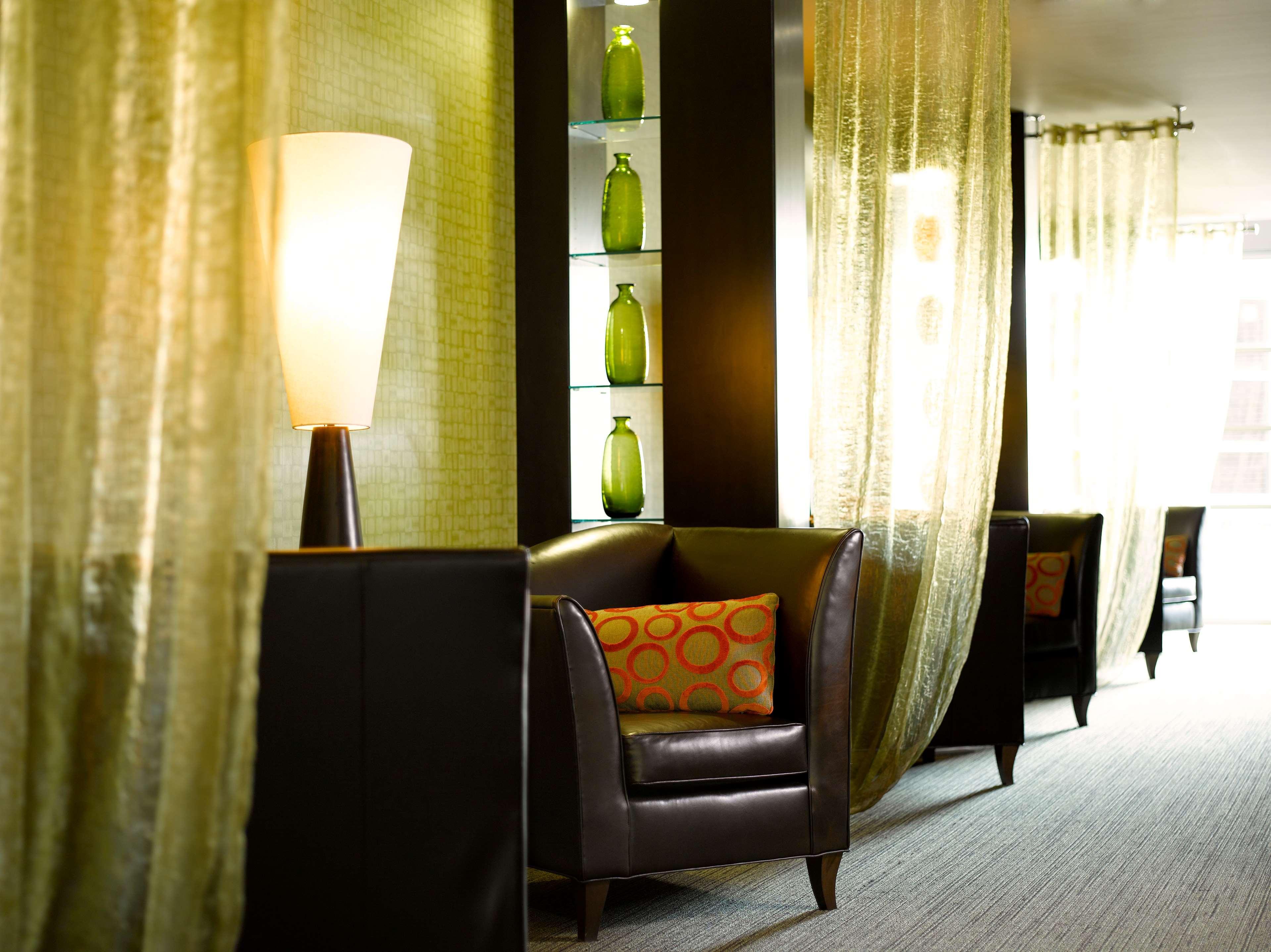 Hyatt House Seattle/Redmond Hotel Exterior photo